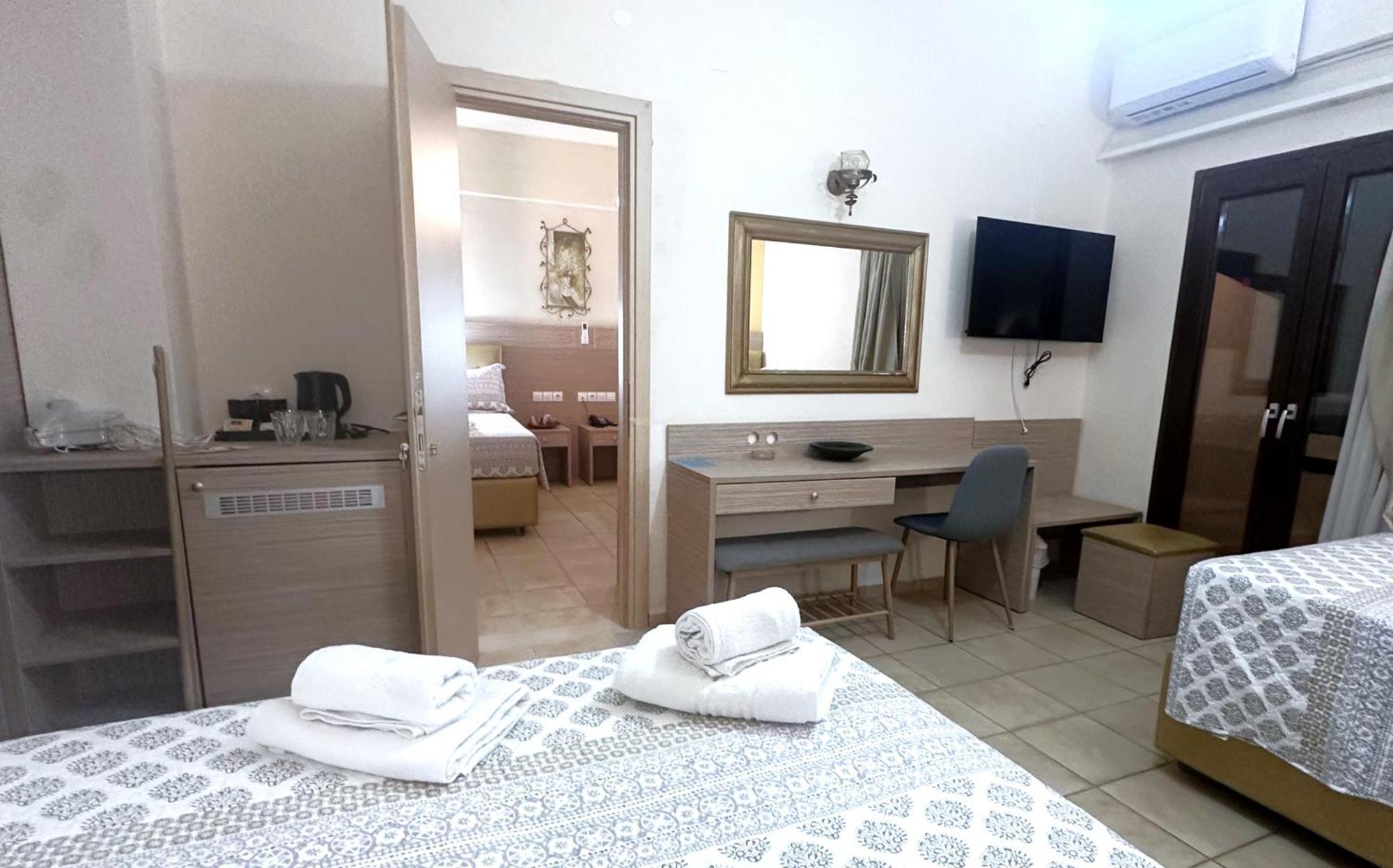 Thalia Deco City & Beach Hotel Herszonisszosz Kültér fotó